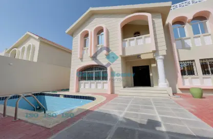 Villa - 5 Bedrooms - 6 Bathrooms for rent in Al Duhail South - Al Duhail - Doha