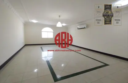 Apartment - 3 Bedrooms - 3 Bathrooms for rent in Ghanem Business Centre - Fereej Bin Mahmoud South - Fereej Bin Mahmoud - Doha