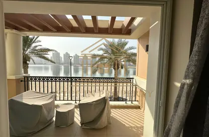 Apartment - 2 Bedrooms - 3 Bathrooms for rent in Viva East - Viva Bahriyah - The Pearl Island - Doha