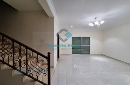 Villa - 3 Bedrooms - 3 Bathrooms for rent in Mesaimeer Road - Abu Hamour - Doha