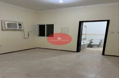 Apartment - 1 Bathroom for rent in Fereej Bin Omran - Doha