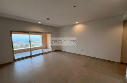 Apartment - 2 Bedrooms - 4 Bathrooms for rent in Al Mutahidah Tower - Viva Bahriyah - The Pearl Island - Doha