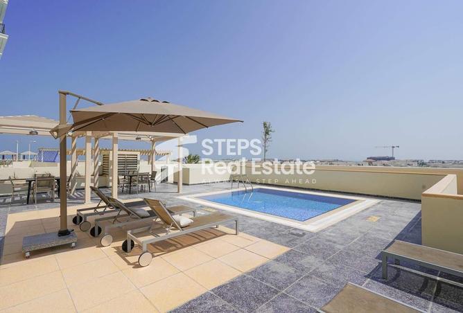 Apartment - 2 Bedrooms - 3 Bathrooms for rent in Floresta Gardens - Floresta Gardens - The Pearl Island - Doha