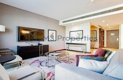 Townhouse - 2 Bedrooms - 3 Bathrooms for sale in Hilton Doha The Pearl Residences - Abraj Quartiers - The Pearl Island - Doha