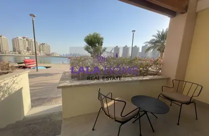 Townhouse - 3 Bedrooms - 4 Bathrooms for rent in Viva West - Viva Bahriyah - The Pearl Island - Doha