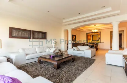 Townhouse - 2 Bedrooms - 3 Bathrooms for rent in West Porto Drive - Porto Arabia - The Pearl Island - Doha