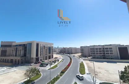 Apartment - 2 Bedrooms - 3 Bathrooms for rent in Fox Hills A13 - Fox Hills - Lusail