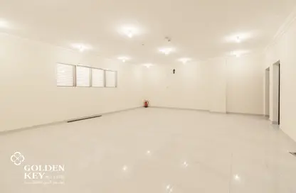 Office Space - Studio - 1 Bathroom for rent in Al Gharrafa - Al Gharrafa - Doha