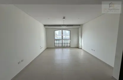 Townhouse - 1 Bedroom - 2 Bathrooms for rent in Viva West - Viva Bahriyah - The Pearl Island - Doha