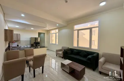 Apartment - 1 Bedroom - 2 Bathrooms for rent in Al Duhail South - Al Duhail - Doha