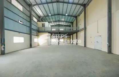 Warehouse - Studio for rent in East Industrial Street - Birkat Al Awamer - Al Wakra