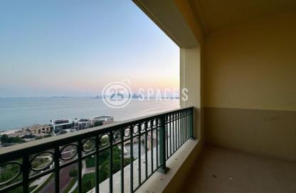 Apartment - 2 Bedrooms - 3 Bathrooms for rent in Viva East - Viva Bahriyah - The Pearl Island - Doha