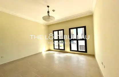 Apartment - 2 Bedrooms - 3 Bathrooms for rent in Mercato - Qanat Quartier - The Pearl Island - Doha