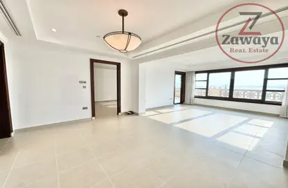 Townhouse - 2 Bedrooms - 3 Bathrooms for rent in West Porto Drive - Porto Arabia - The Pearl Island - Doha