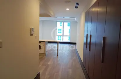 Apartment - 1 Bathroom for rent in Viva West - Viva Bahriyah - The Pearl Island - Doha