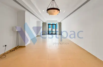 Apartment - 2 Bedrooms - 3 Bathrooms for sale in East Porto Drive - Porto Arabia - The Pearl Island - Doha