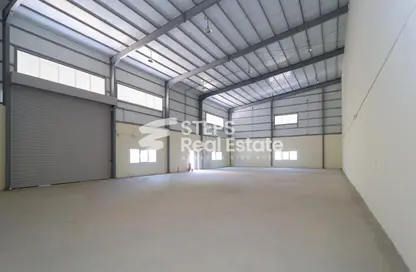 Warehouse - Studio - 1 Bathroom for rent in Industrial Area 4 - Industrial Area - Industrial Area - Doha