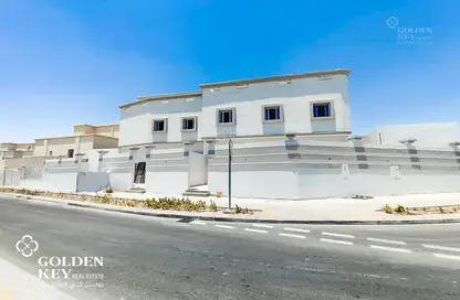 Apartment - 7 Bedrooms - 7 Bathrooms for rent in Al Wukair - Al Wukair - Al Wakra