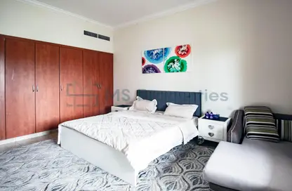 Apartment - 1 Bedroom - 2 Bathrooms for rent in West Porto Drive - Porto Arabia - The Pearl Island - Doha