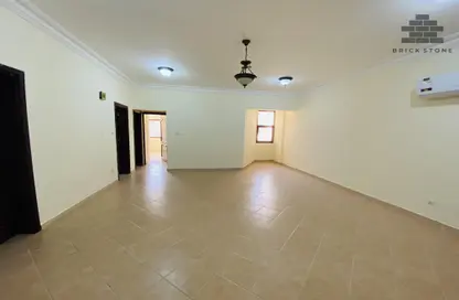 Apartment - 2 Bedrooms - 2 Bathrooms for rent in Fereej Bin Mahmoud South - Fereej Bin Mahmoud - Doha