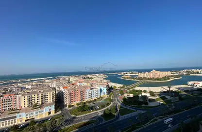 Apartment - 2 Bedrooms - 3 Bathrooms for rent in East Porto Drive - Porto Arabia - The Pearl Island - Doha