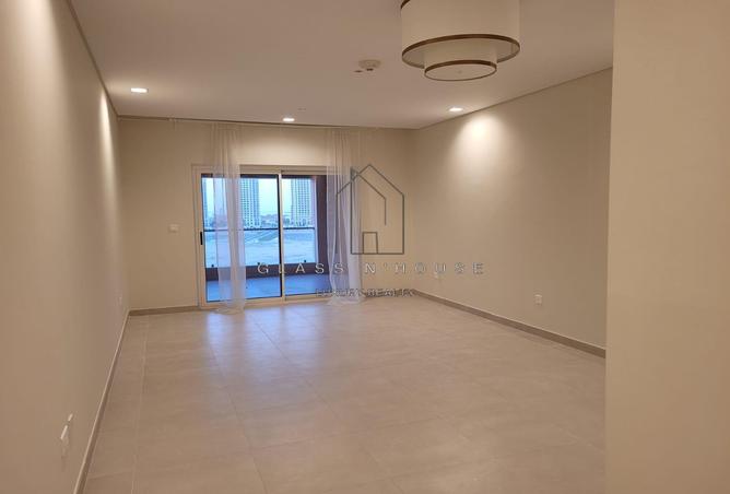 Apartment - 1 Bathroom for sale in Viva East - Viva Bahriyah - The Pearl Island - Doha