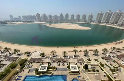 Apartment - 2 Bedrooms - 4 Bathrooms for sale in Viva West - Viva Bahriyah - The Pearl Island - Doha