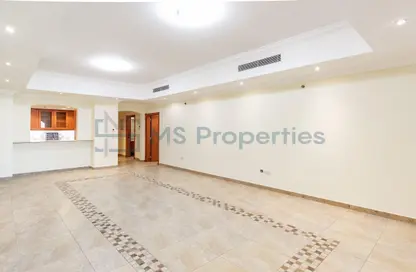 Apartment - 1 Bedroom - 2 Bathrooms for sale in West Porto Drive - Porto Arabia - The Pearl Island - Doha