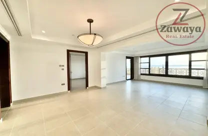 Townhouse - 1 Bedroom - 2 Bathrooms for rent in West Porto Drive - Porto Arabia - The Pearl Island - Doha