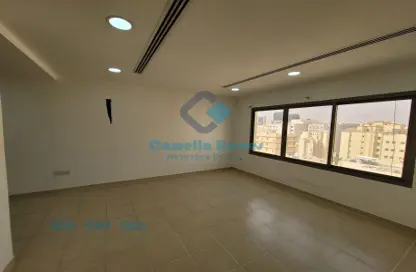 Apartment - 1 Bedroom - 2 Bathrooms for rent in Fereej Bin Mahmoud South - Fereej Bin Mahmoud - Doha