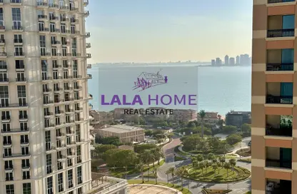 Apartment - 2 Bedrooms - 3 Bathrooms for sale in Viva West - Viva Bahriyah - The Pearl Island - Doha