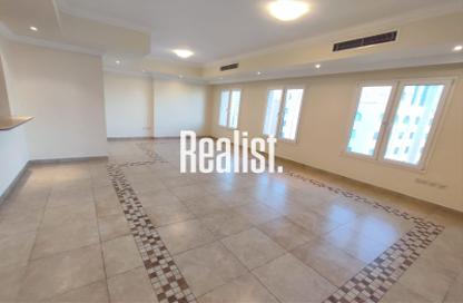 Apartment - 3 Bedrooms - 4 Bathrooms for sale in West Porto Drive - Porto Arabia - The Pearl Island - Doha