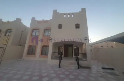 Villa - 6 Bedrooms - 7 Bathrooms for rent in Ain Khalid Gate - Ain Khaled - Doha