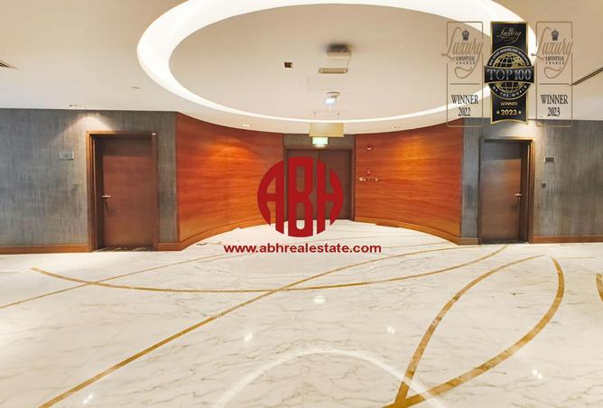 Office Space - Studio - 3 Bathrooms for rent in Marina  25 - Marina District - Lusail