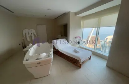 Apartment - 3 Bedrooms - 3 Bathrooms for rent in West Bay Tower - West Bay - West Bay - Doha