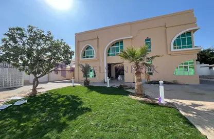 Villa - 5 Bedrooms - 5 Bathrooms for rent in City Center Towers - West Bay - Doha