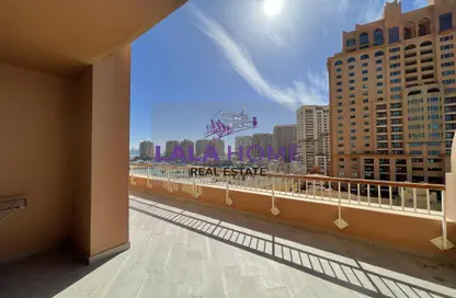 Apartment - 1 Bedroom - 2 Bathrooms for rent in East Porto Drive - Porto Arabia - The Pearl Island - Doha