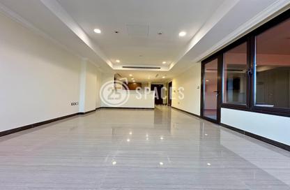 Apartment - 1 Bedroom - 1 Bathroom for rent in East Porto Drive - Porto Arabia - The Pearl Island - Doha