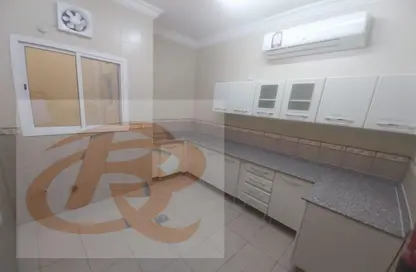 Apartment - 2 Bedrooms - 2 Bathrooms for rent in Abdul Rahman Bin Jassim Street - Mesaieed Road - Al Wakra