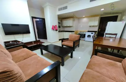 Apartment - 1 Bedroom - 2 Bathrooms for rent in Hadramout Street - Doha Al Jadeed - Doha