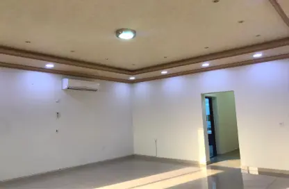 Apartment - 1 Bathroom for rent in Al Dafna - Al Dafna - Doha