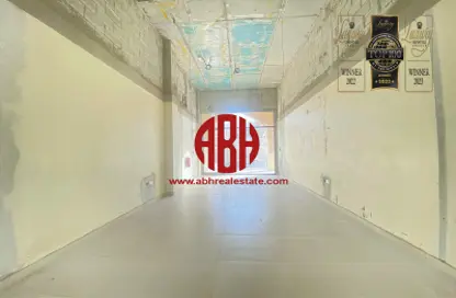 Shop - Studio - 1 Bathroom for rent in Al Nuaija Street - Al Nuaija - Doha