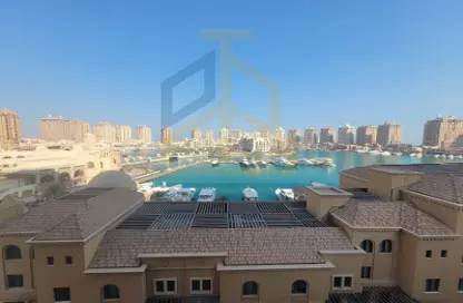 Apartment - 2 Bedrooms - 2 Bathrooms for rent in Porto Arabia - The Pearl Island - Doha