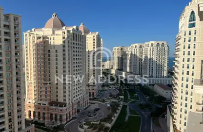 Apartment - 1 Bedroom - 2 Bathrooms for rent in Floresta Gardens - Floresta Gardens - The Pearl Island - Doha