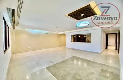 Apartment - 2 Bedrooms - 3 Bathrooms for rent in Bin Omran - Fereej Bin Omran - Doha