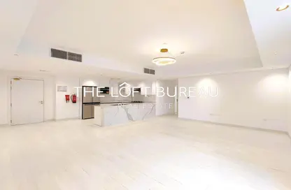 Apartment - 2 Bedrooms - 3 Bathrooms for sale in Fox Hills - Fox Hills - Lusail