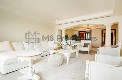 Townhouse - 2 Bedrooms - 3 Bathrooms for sale in East Porto Drive - Porto Arabia - The Pearl Island - Doha