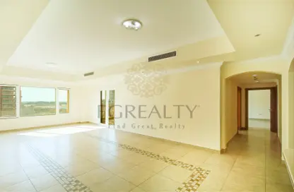 Apartment - 2 Bedrooms - 2 Bathrooms for sale in East Porto Drive - Porto Arabia - The Pearl Island - Doha