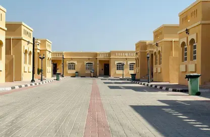 Compound - 3 Bedrooms - 3 Bathrooms for rent in Umm Salal Ali - Umm Salal Ali - Doha