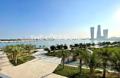 Townhouse - 4 Bedrooms - 5 Bathrooms for sale in Lusail City - Lusail